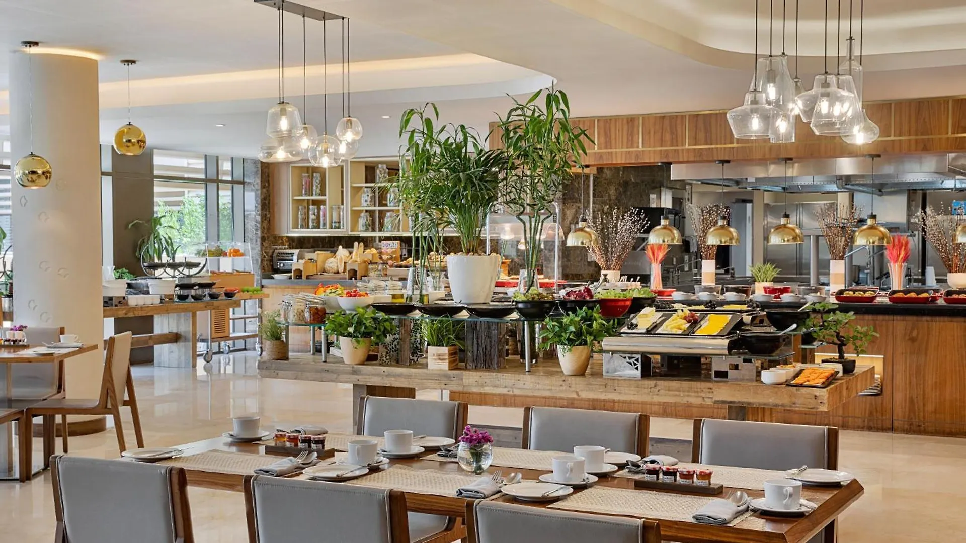 Marriott Riyadh Diplomatic Quarter 4*,